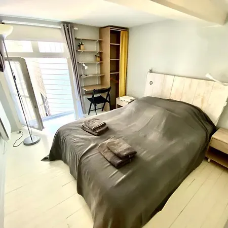 Vieux-lille : De Charme Appartement